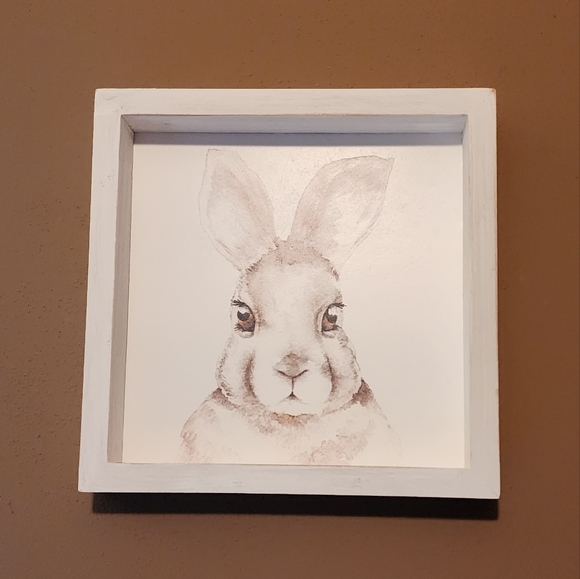 DecoCrated Spring Bunny Wall Decor - Picture 4 of 6